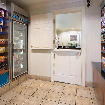 Staybridge Suites Lincoln I-80, An Ihg Hotel Екстер'єр фото
